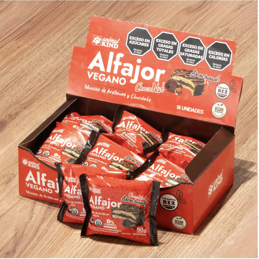 [ANIMA009] Animal Kind - Alfajor vegano mousse de avellana bañado en chocolate (display 18 unidades de 50 gr)
